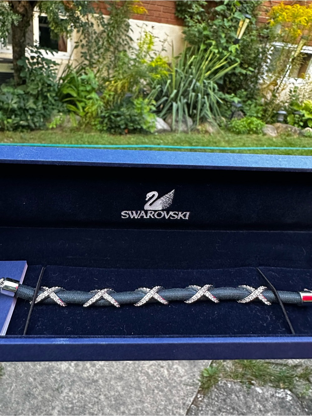 🩶💙✨Swarovski “Hyphen” Bracelet (Navy & Silver) BNIB ✨💙🩶